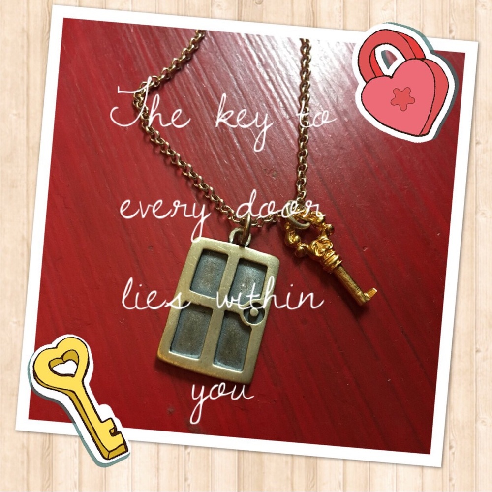 NWOT Gold Silver Key Door Charm Pendant Necklace